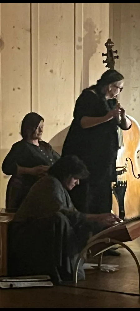 Musik-Claudia-Karin-und-Anina-Okt-25-Eggiwil